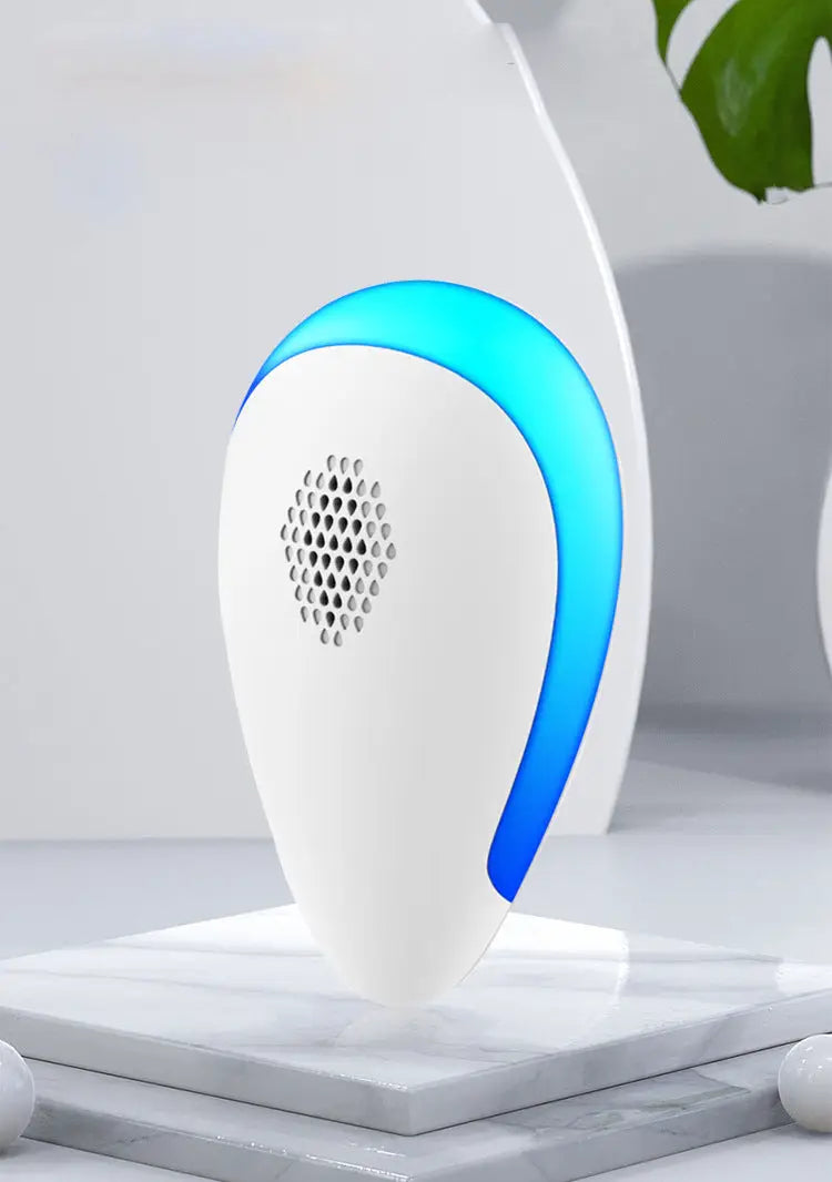 Led ultrasonic insect repeller alb albastru cu design curbat din abs pentru protejarea spatiilor dumneavoastra de insecte si rozatoare